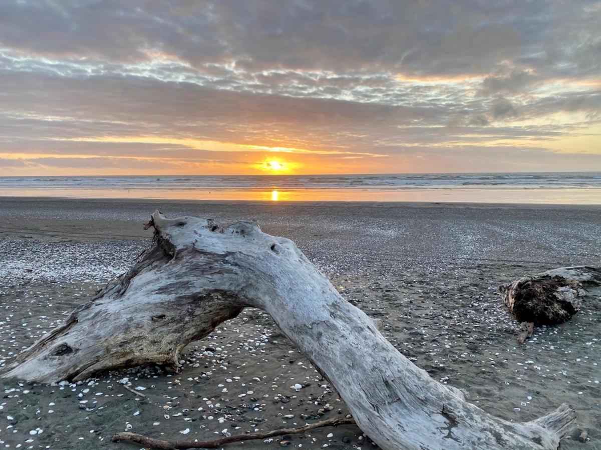 Otaki Beachfront Getaway Zewnętrze zdjęcie